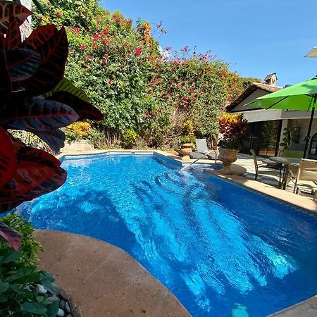 Casa Del Sol Inn Ахихик Екстериор снимка