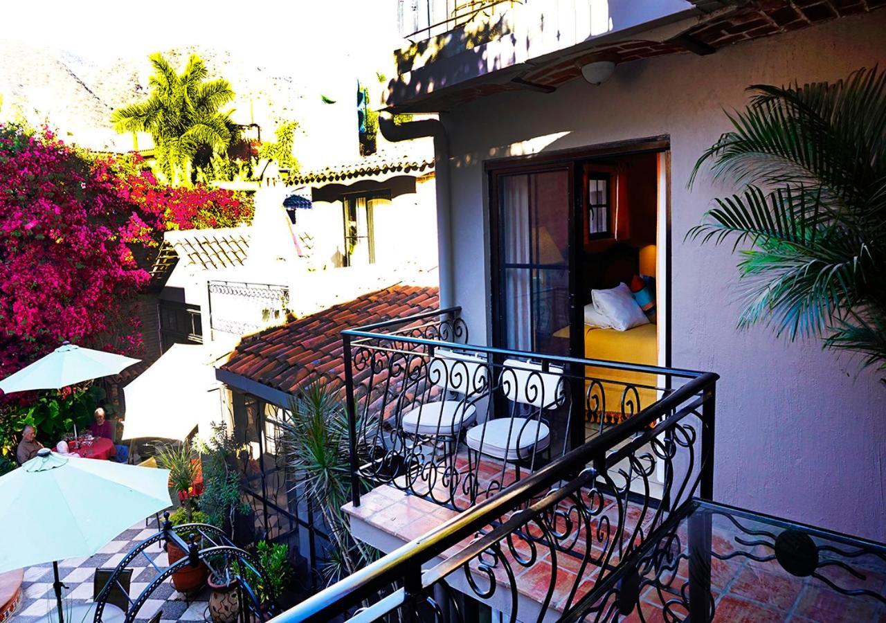 Casa Del Sol Inn Ахихик Екстериор снимка