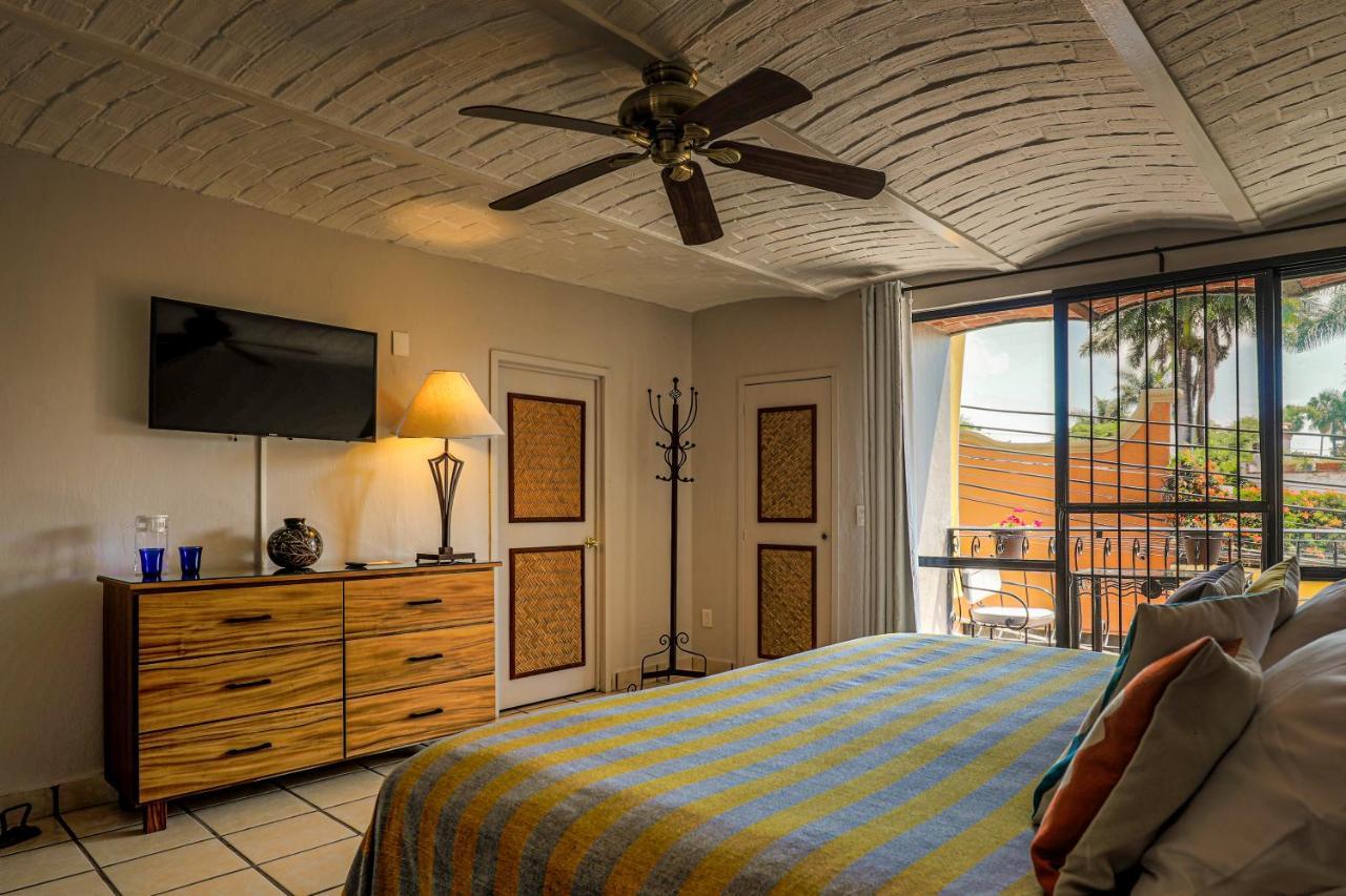 Casa Del Sol Inn Ахихик Екстериор снимка