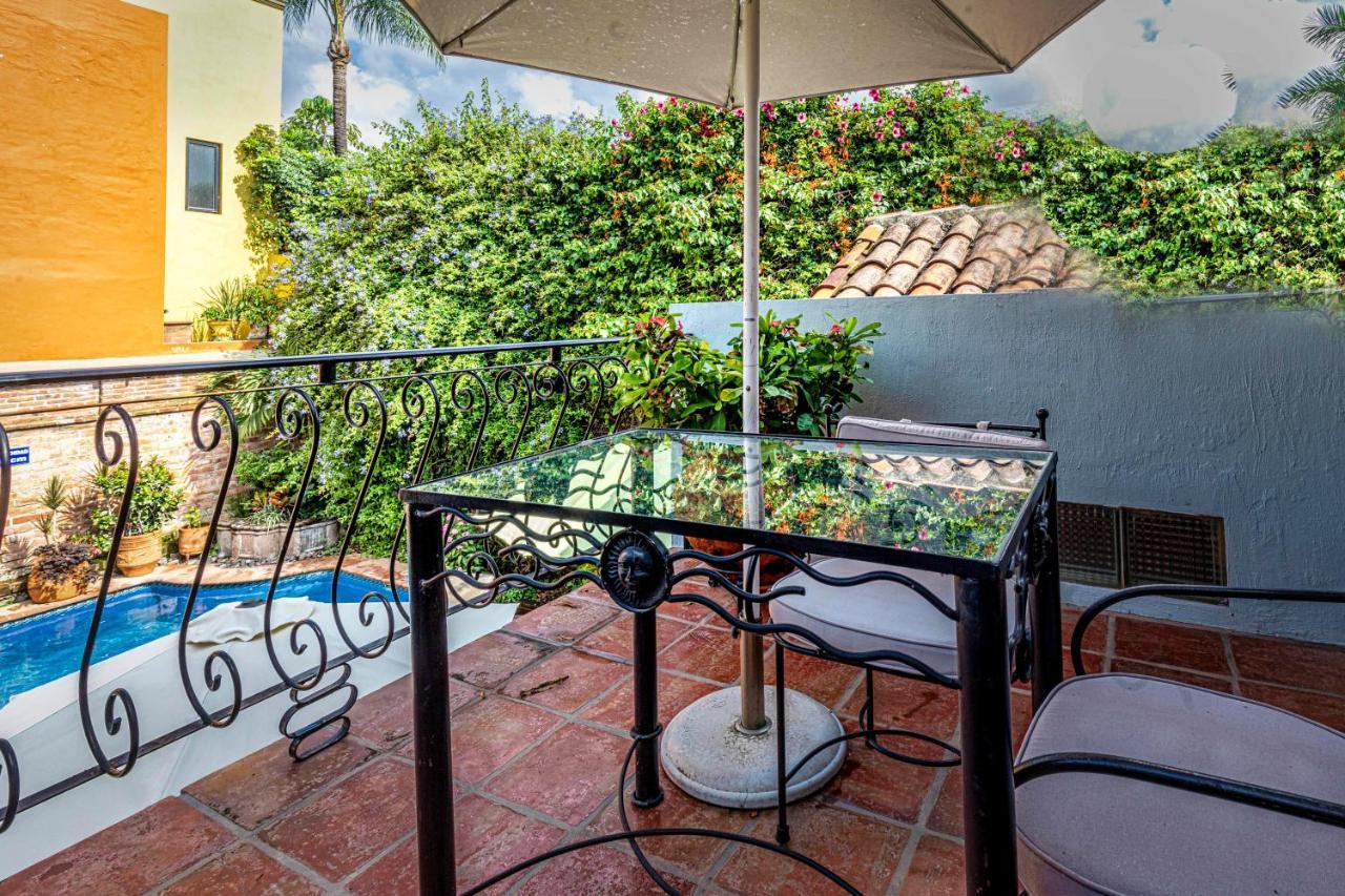 Casa Del Sol Inn Ахихик Екстериор снимка