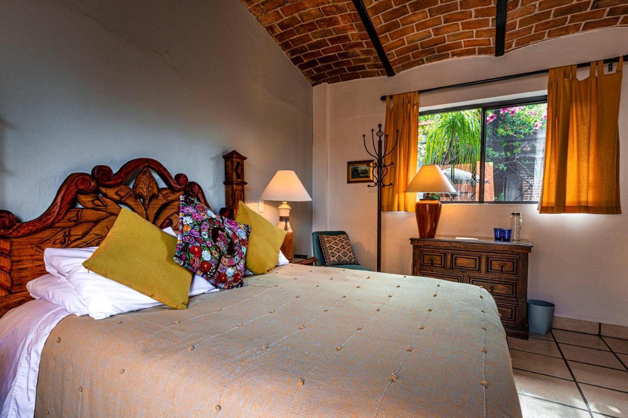 Casa Del Sol Inn Ахихик Екстериор снимка