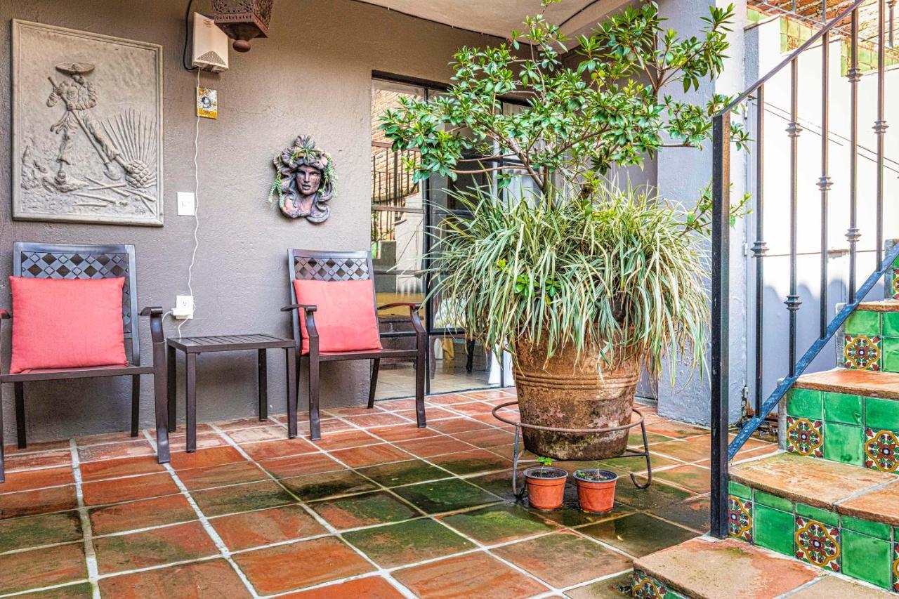 Casa Del Sol Inn Ахихик Екстериор снимка