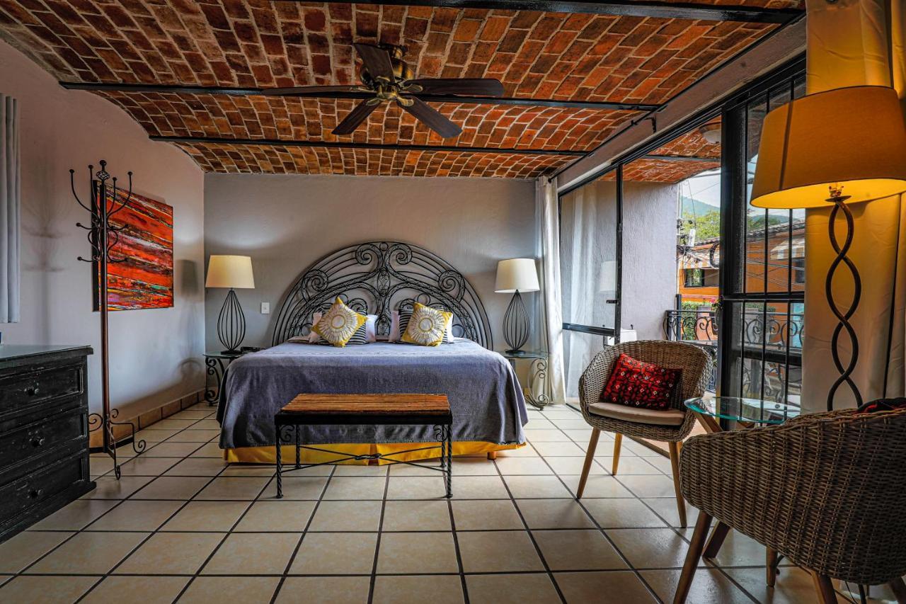 Casa Del Sol Inn Ахихик Екстериор снимка
