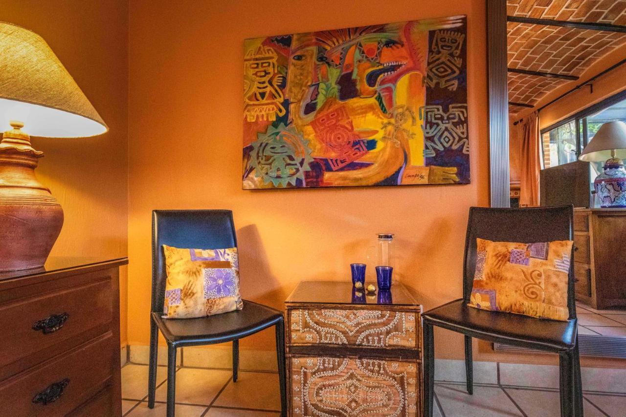 Casa Del Sol Inn Ахихик Екстериор снимка