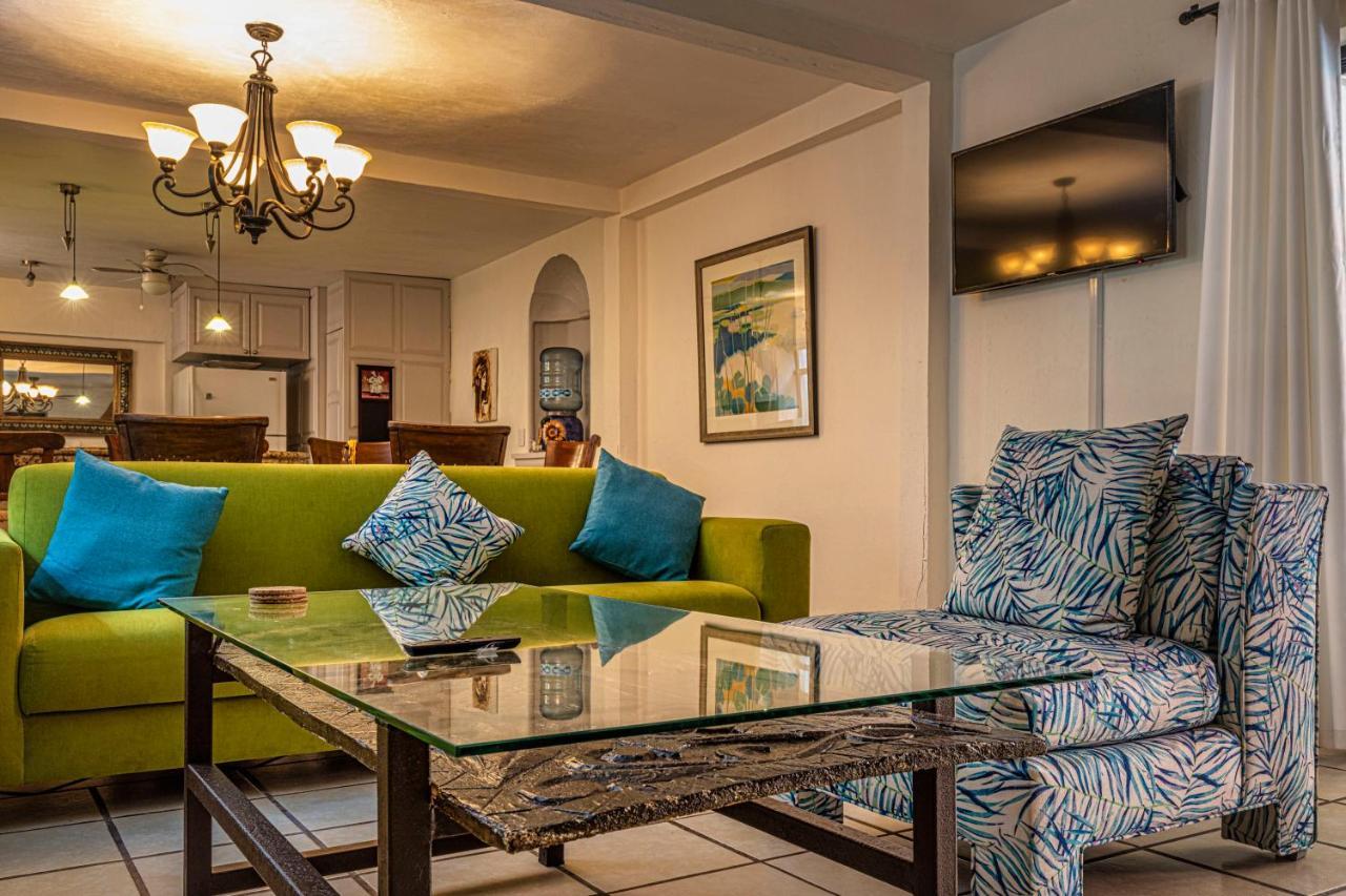 Casa Del Sol Inn Ахихик Екстериор снимка