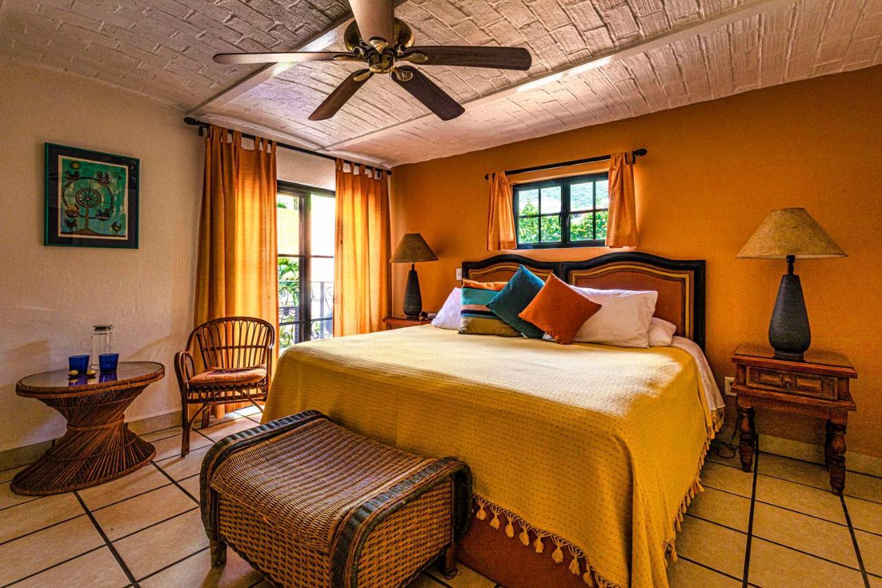 Casa Del Sol Inn Ахихик Екстериор снимка