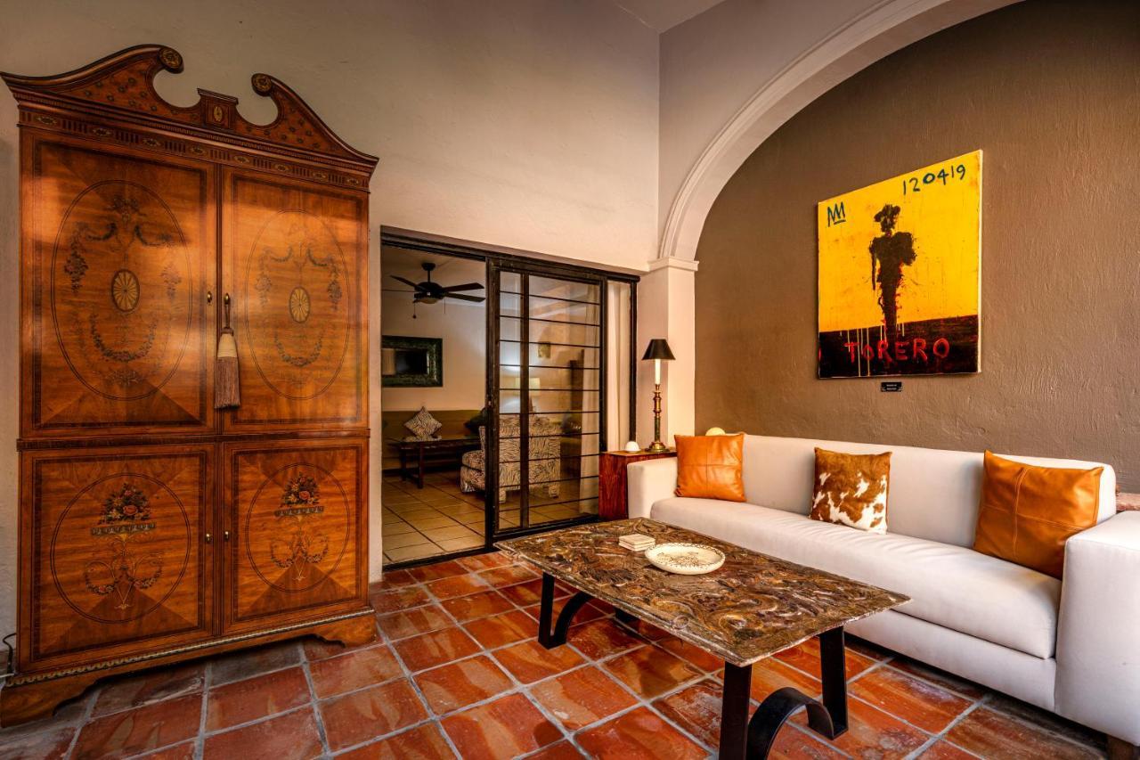 Casa Del Sol Inn Ахихик Екстериор снимка