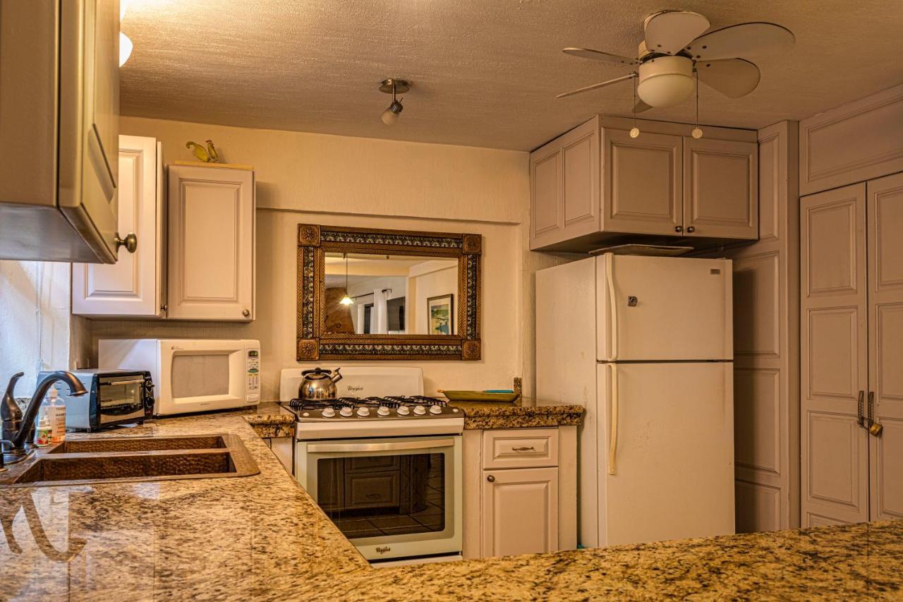 Casa Del Sol Inn Ахихик Екстериор снимка