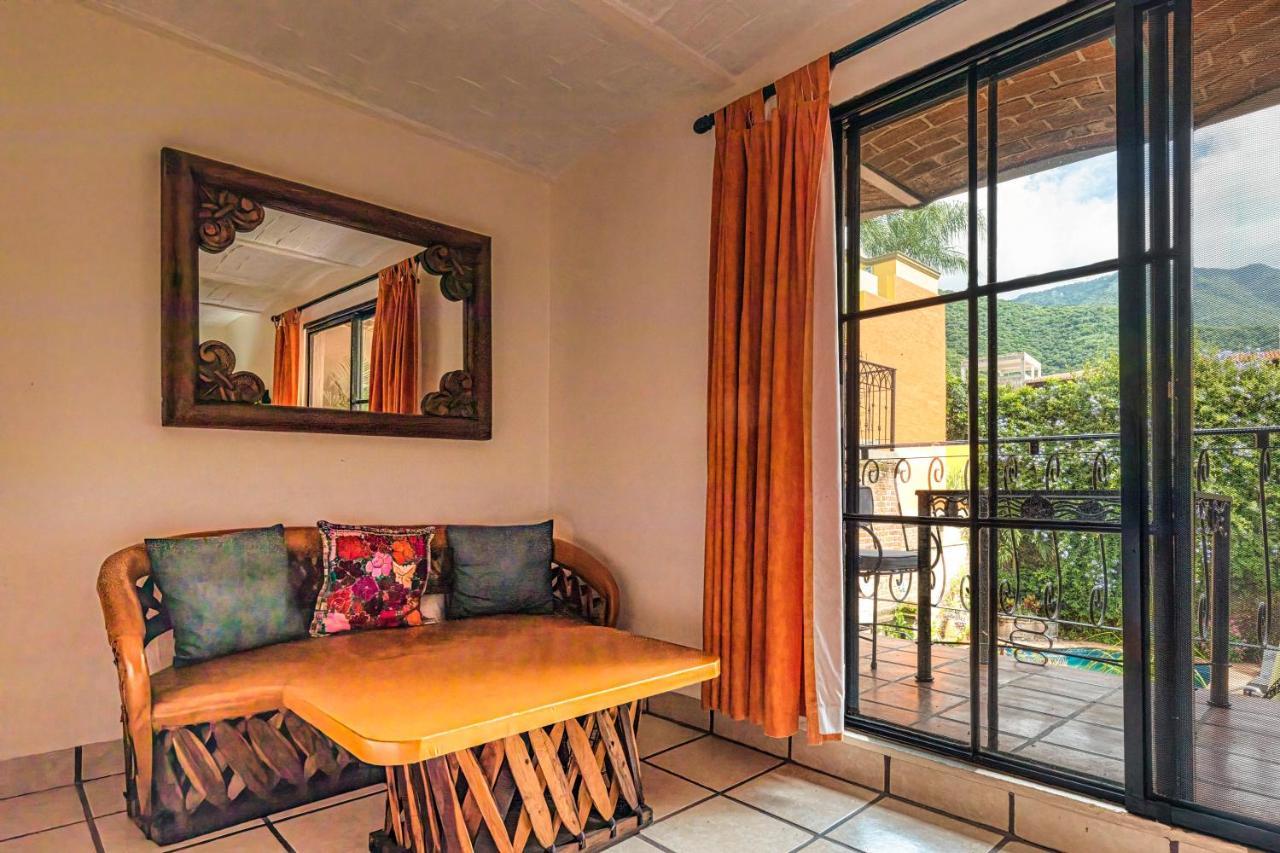 Casa Del Sol Inn Ахихик Екстериор снимка